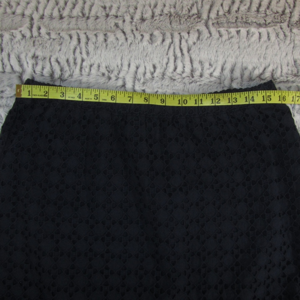 Gap 100% Cotton Eyelet Lace Navy Skirt - Picture 6 of 9